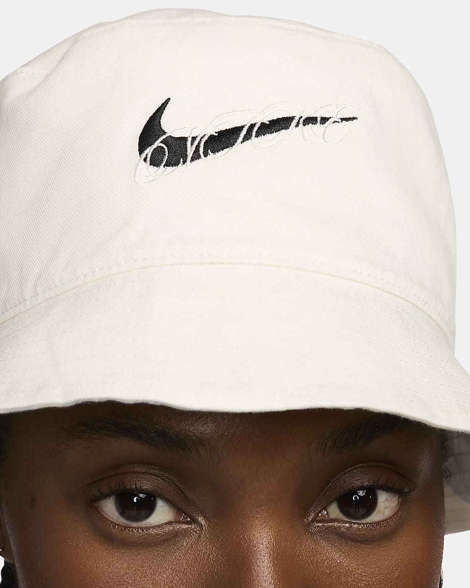 Nike Apex Reversible Bucket Hat